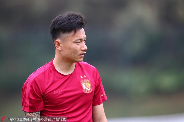 北京青少年公益电影节专家委员、北京师范大学艺术与传媒学院张同道教授，为实验中学的同学们上了一堂精彩的影 电影《柳青》走进北京大学 师生深入交流柳青精神 2021-05-22 电影《柳青》主创团队走进北京大学百周年纪念讲堂，在将电影献给北大师生的同时，也与师生一道就柳青精神进行了深入交流。