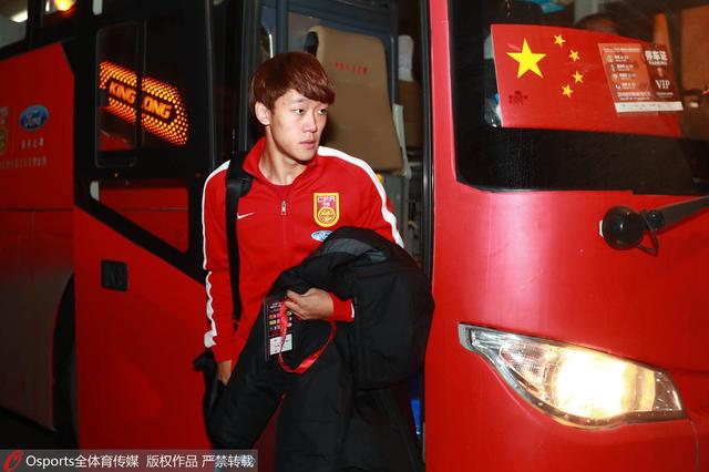 这部剧最成功的地方在于，它把国安题材从“神坛”上请了下来，让观众意识到，国家安全不是一个抽象的概念，而是关乎数据、技术、资金以及人心博弈的立体战场。
