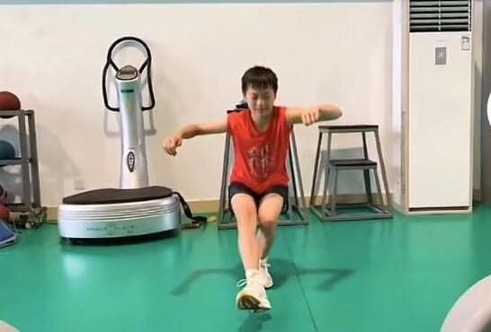 1新版与前作的关系？