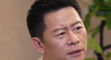 格伦·克洛斯、莎拉·保罗森、泰亚娜·泰勒、金·卡戴珊、妮... 法鲨归来！